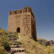 Zahhak Castle, Hashtrud