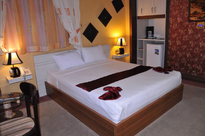 Diplomat Hotel Mashhad