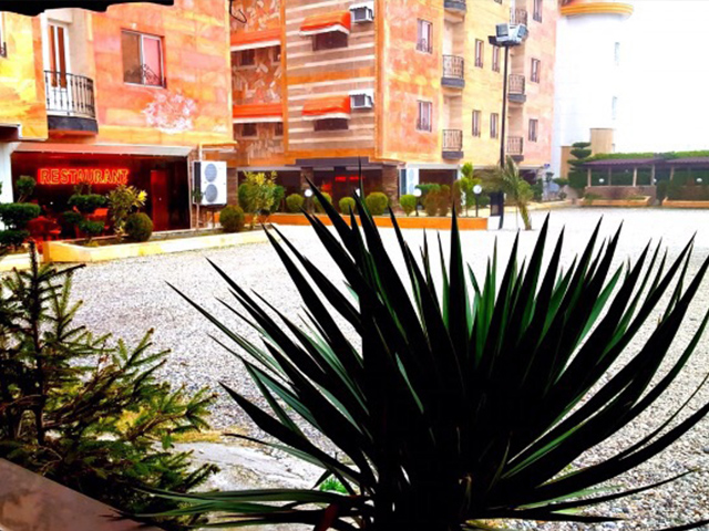 Kushal Hotel Apartment Chalus