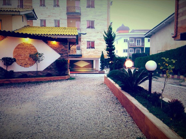 Kushal Hotel Apartment Chalus