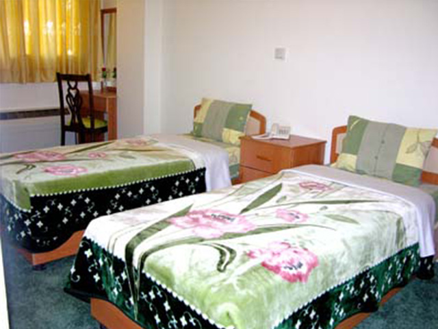 Ghasr Hotel Apartment Isfahan