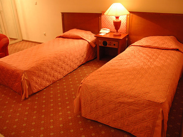 Parsian Azadi Hotel Bam