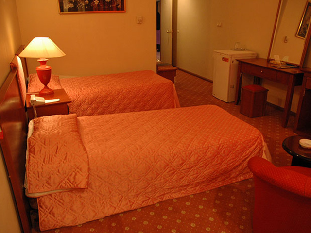 Parsian Azadi Hotel Bam