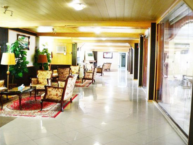 Sadra Hotel Tonekabon