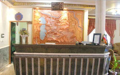 Laleh Hotel Bonab