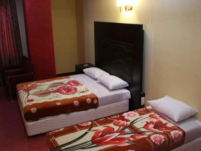 Rangin Kaman Hotel Khorramabad