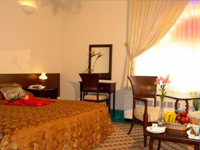 Dad Hotel Yazd