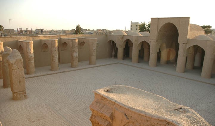 Tarikhane Mosque