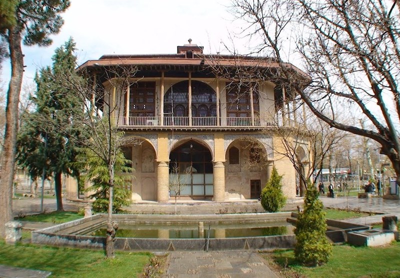 Chehel Sotoun Palace, Qazvin