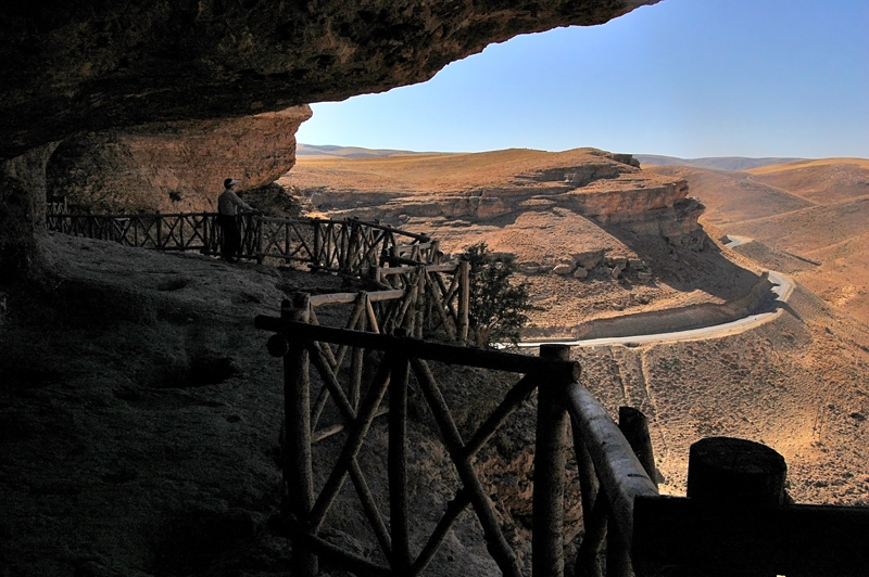 Karaftu Cave