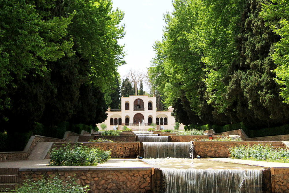 Shazdeh (Mahan) Garden