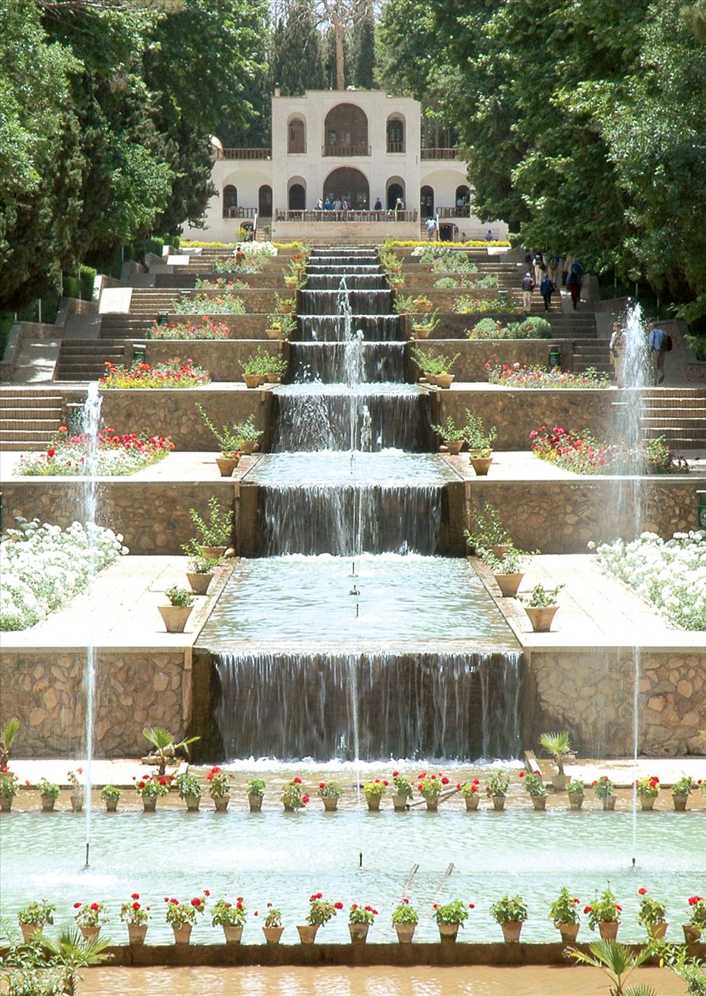 Shazdeh (Mahan) Garden