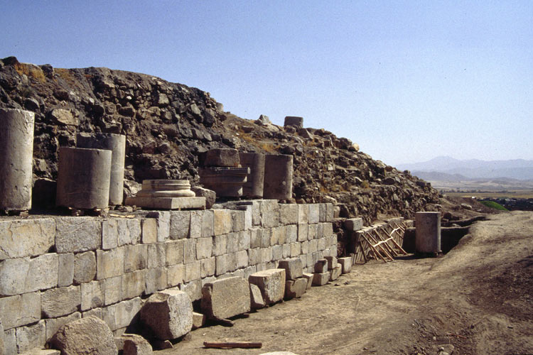 Anahita Temple, Kangavar