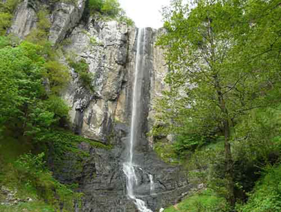 Laton Waterfall