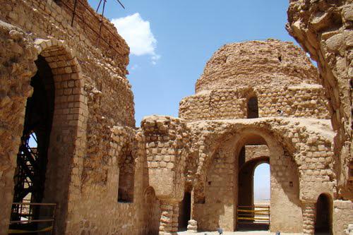 Sarvestan Palace