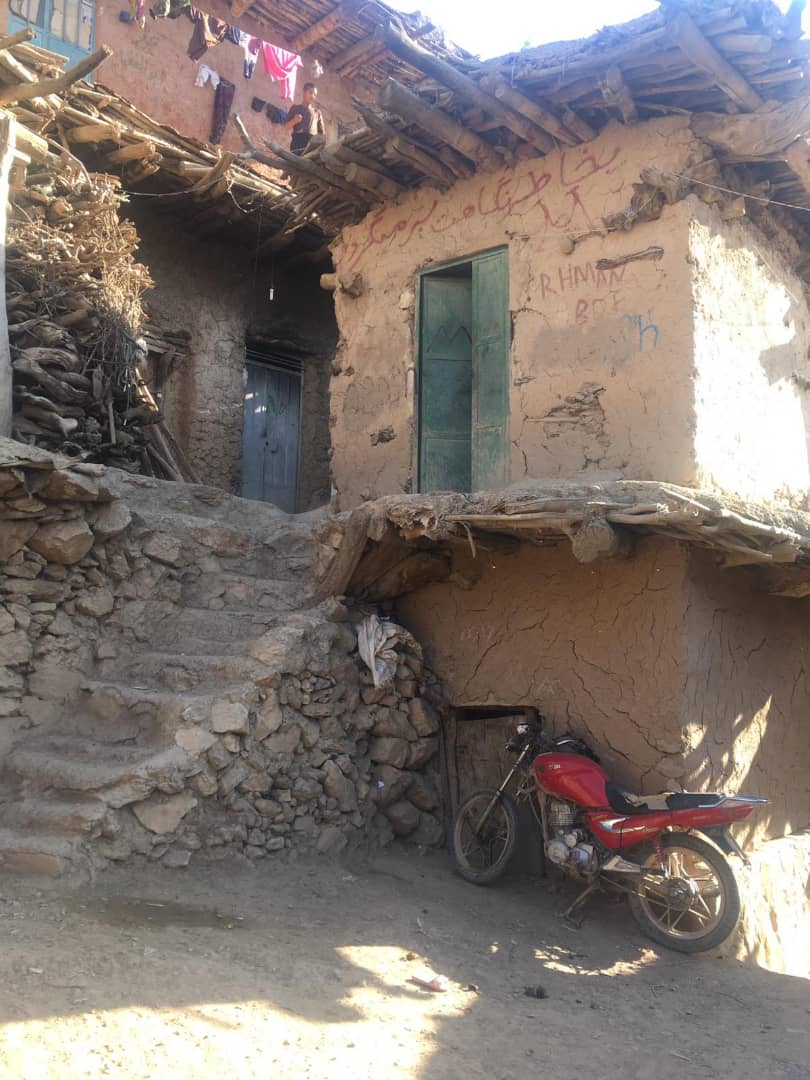 Sar Aqa Seyyed Village