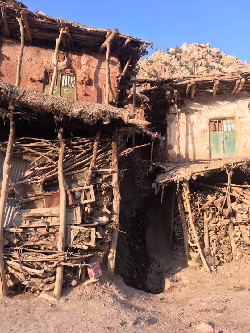 Sar Aqa Seyyed Village