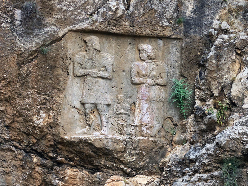 Eshkaft-e Salman Ancient Site