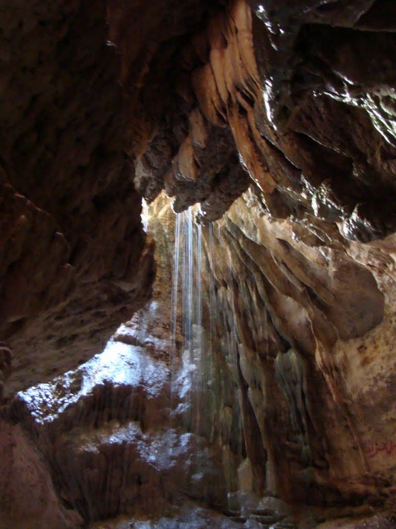 Zeinegan Cave