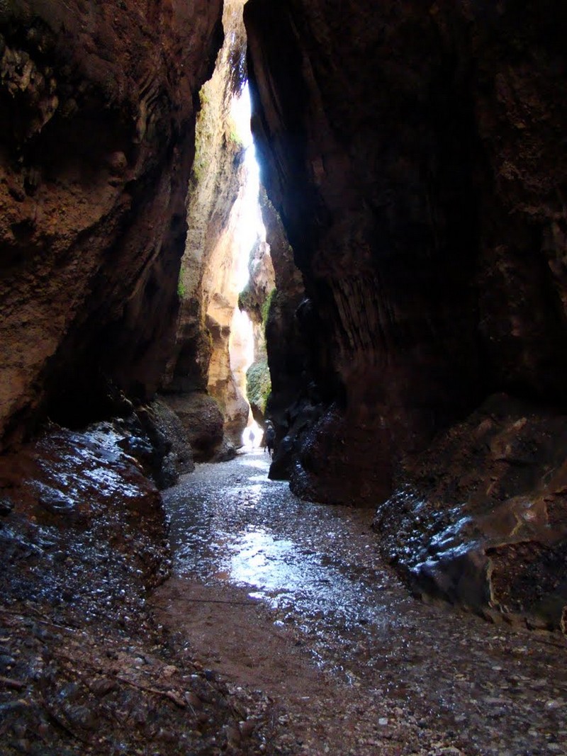 Zeinegan Cave