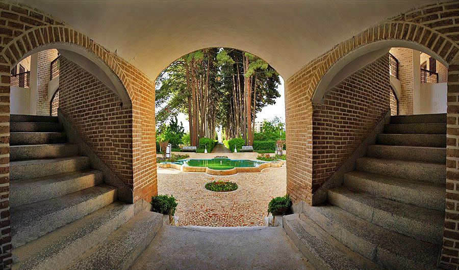 Akbarieh Garden